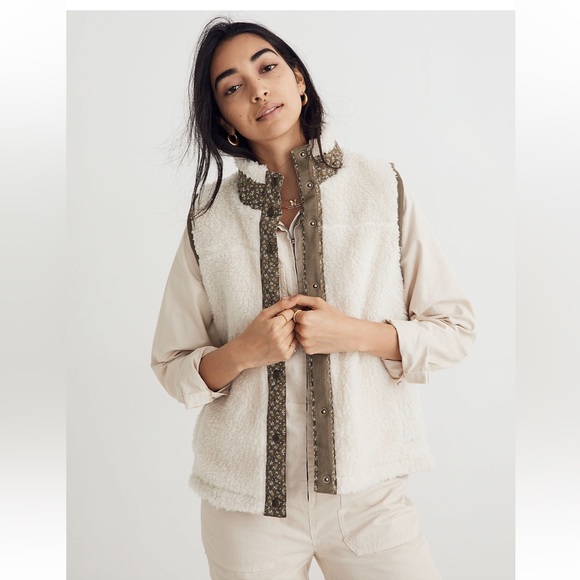 (Re)sourced Faux-Shearling Vest in Colorblock - Picture 1 of 10